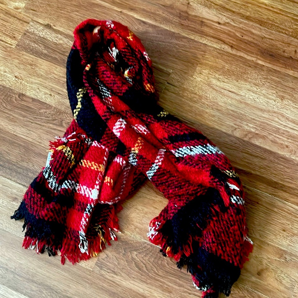 Maurice’s Red and Black Scarf with Hints of Yellow